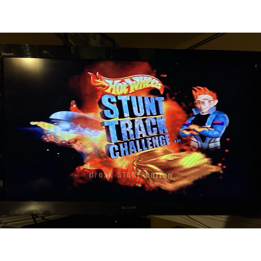Hot Wheels Stunt Track Challenge PS2 PlayStation 2 Complete‎ Tested & Working